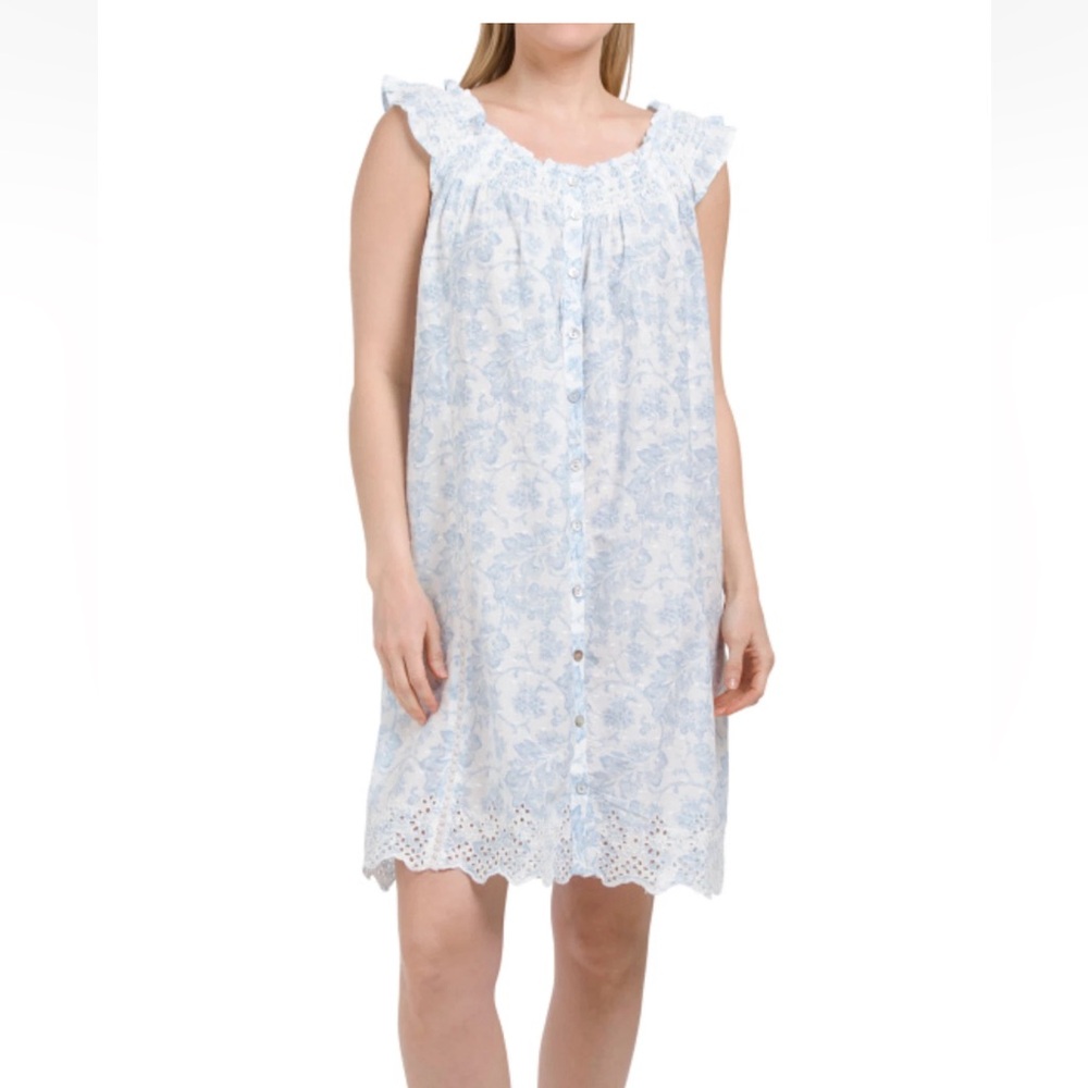 Rachel Ashwell smocked sleeveless nightgown Size Small